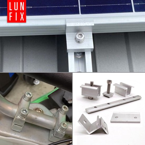 Zilverkleurige metalen klemmen en bouten gemonteerd op een metalen structuur, met zonnepanelen op de achtergrond.