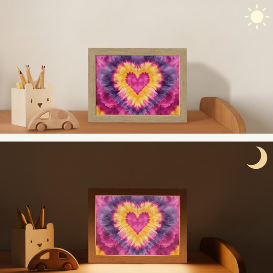 Nachtlampje 20x15 cm - Kinder lamp - Tie dye - Hartvorm - Vlammen - Oranje - Tafellamp kinderkamer - Slaapkamer lamp - Bedlamp kinderen - Kinderlampje stopcontact - Wandlamp babykamer - Nachtlampjes van LumiParts — afbeelding 4
