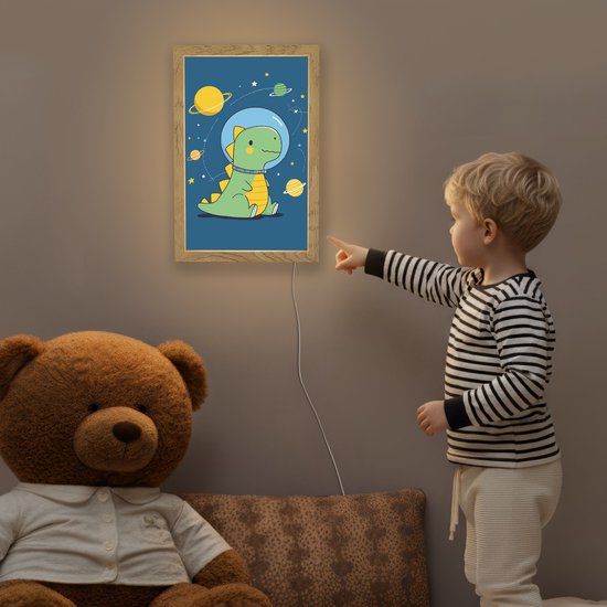 Nachtlampje 20x30 cm - Kinder lampje - Dino - Ruimte - Planeten - Tafellamp kinderkamer - Slaapkamer lamp - Bedlamp kinderen - Kinderlampje stopcontact - Wandlamp babykamer - Nachtlampjes van OnlyWow — afbeelding 5