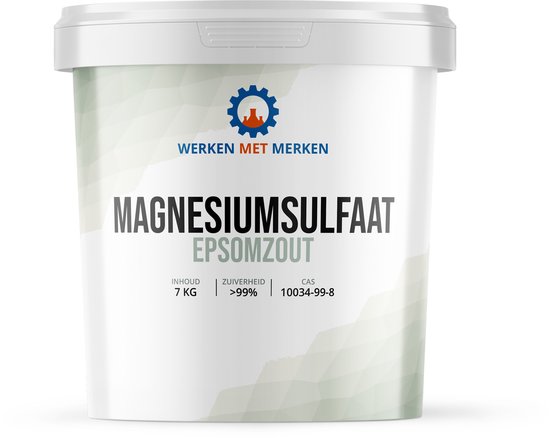 Witte emmer met groene, abstracte grafische elementen. Titel in grote letters: MAGNESIUMSULFAAT EPSOMZOUT.