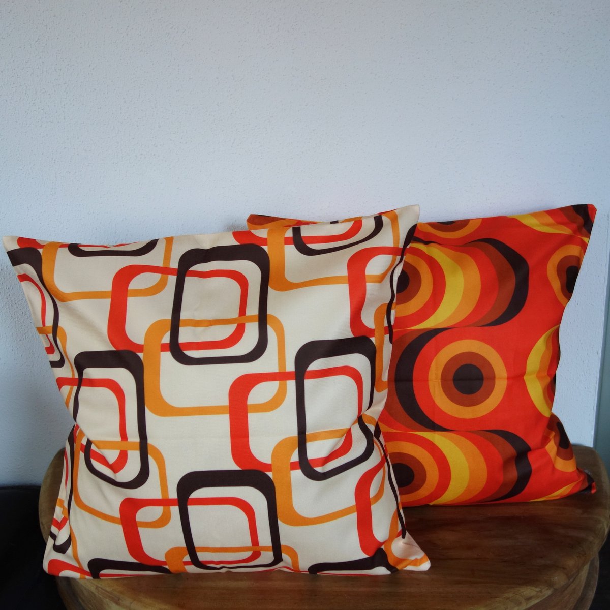 Kussenhoezen - Retro Groovy kussenhoes set van 2 - Formaat 45 x 45 cm - Exclusief binnenkussen