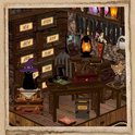 Een magische kamer met een zwarte kat met tovenaarshoed, een bureau met een lamp en een stoel.