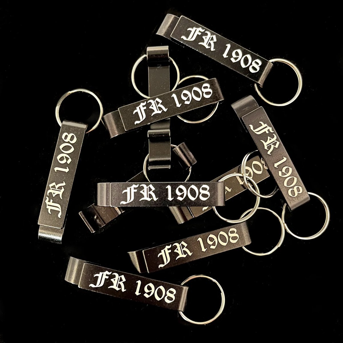 FR.KZK SLEUTEL HANGER - BIERFLES OPENER - FR1908