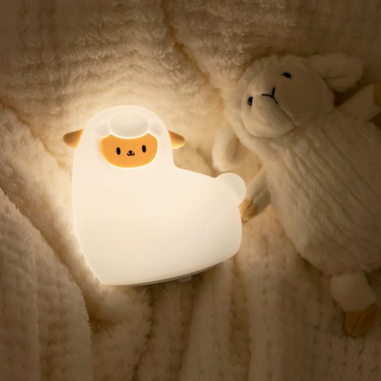 Heppie® Alpaca Lamp - Schaap - lama - Alpie - Nachtlampje voor Kinderen & Baby - Siliconen - Lampje Slaapkamer - Knijplampje - Touch lamp - kraamcadeau - babyshower - bang in het donker - baby cadeau - Melamine & BPA-vrij - Geboorte Cadeau - lampje van Heppie® — afbeelding 4
