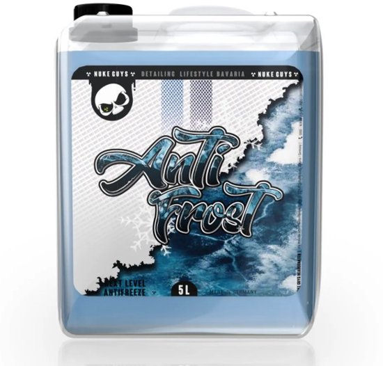 Un bidon d'antigel Nuke Guys, contenant un liquide bleu et une étiquette 'Anti Frost'.