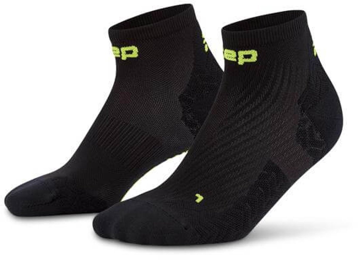 CEP Dames Hardloop Sokken Core Ultralight Low Cut Zwart