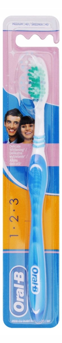Oral-B 123 Fijne handmatige tandenborstel