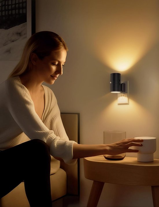 LED-nachtlampje met bewegingssensor, stekker, set van 2, bewegingsgeactiveerd nachtlampje, instelbaar helderheidsbereik van 0-100lm, 3000K zacht wit licht, geschikt voor slaapkamers, trappenhuizen, kinderkamers en kamers van ouderen. van Auvon — afbeelding 5