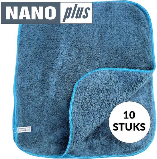 Blauwe microvezeldoek met lichtblauwe rand. In de hoek staat 'Nano Plus' en rechtsonder een cirkel met '10 STUKS'.