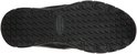 Onderkant van een zwarte Skechers veterschoen met "SLIP RESISTANT" op de zool.
