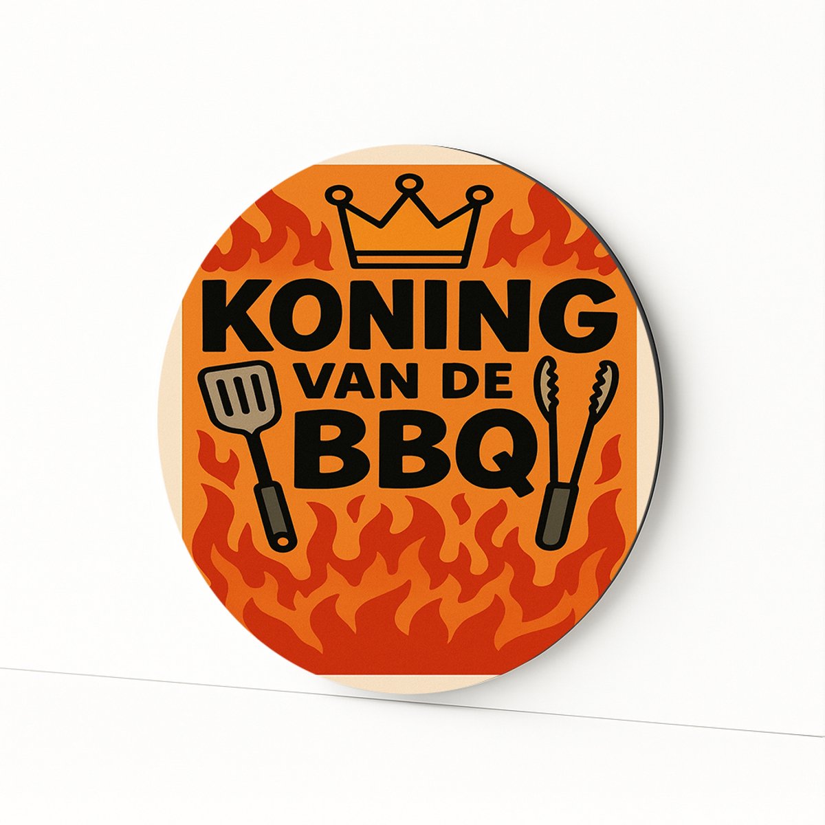 Koning van de BBQ – wandkunst rond – Dibond muurcirkel – 40x40 cm