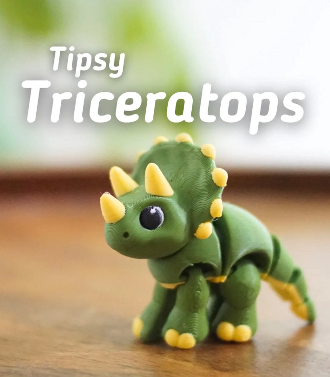 Onevenwichtige Triceratops Dinosaurus 3D Print - Vera's Arts & Dice - Tipsy Triceratops 3D Print - Speelgoed - Dinosaurussen - Triceratops Figuur - Groen Geel