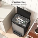 Zilverkleurige prullenbak van 50L met een open deksel en een volle zwarte vuilniszak.