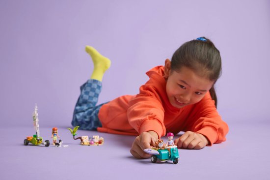 LEGO Friends Surf et scooter s'amusent avec les chiens - 42641