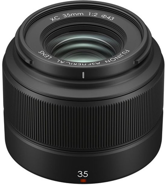 Fujifilm XC 35mm f/2.0