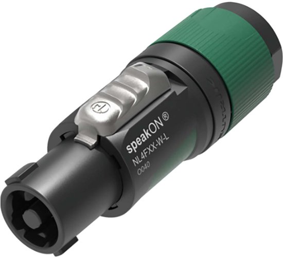 Zwarte speakON connector met groene ring en zilveren sluiting. Tekst: speakON® NL4FXX-W-L 0040.