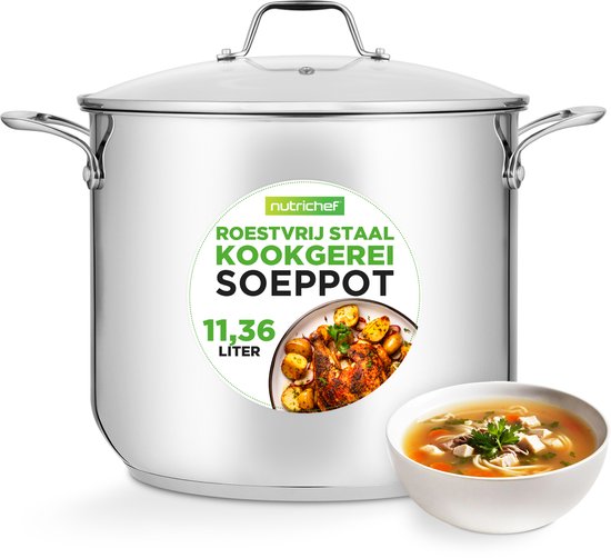 RVS soeppot (11,36L) met deksel en een kom soep ernaast.