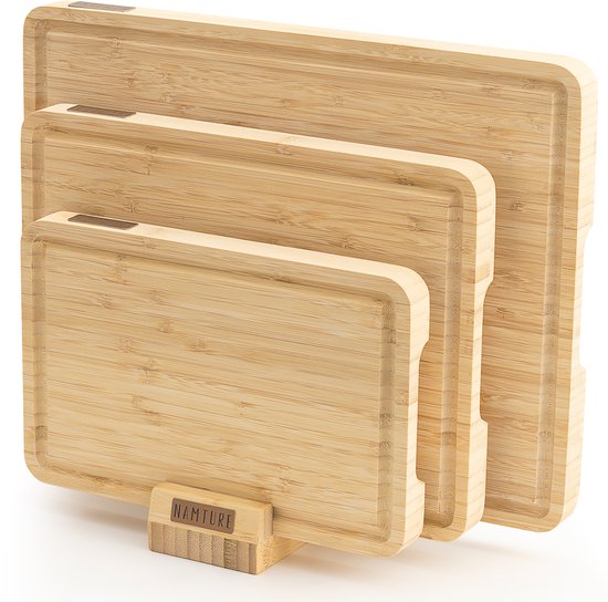 Namture Ensemble de planches à découper avec support – 3 Planches à découper – Design Uniek et Extra épais – Planche à découper en Bamboe de Premium – Antidérapante – Planche à boissons – Planche à tapas – Planche de service – Planche à fromage