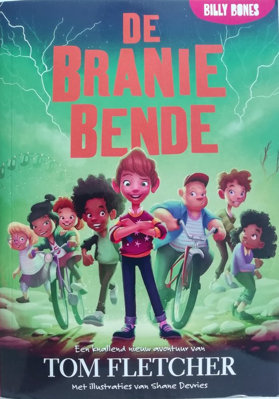Cover 'De Braniebende' van Tom Fletcher met een groep vrolijke kinderen en fietsen tegen een groene onweerslucht.
