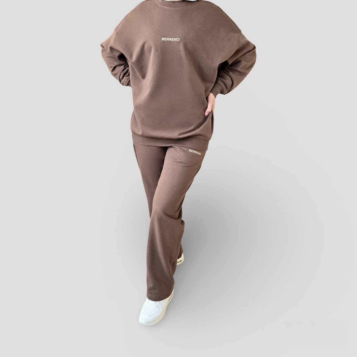 MERRENCI® | Comfortabele Set | 100% Premium 360 GSM Katoen| Bruin oversized trui en wijde broek