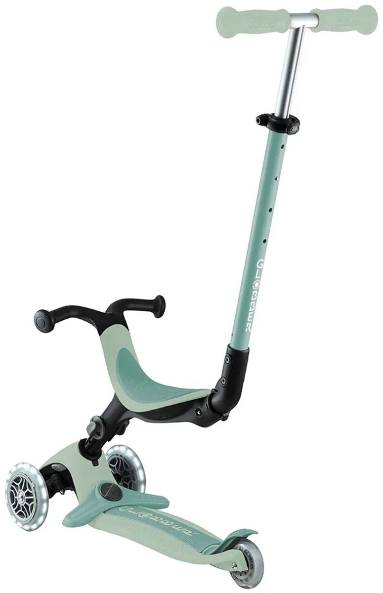 Globber Go Up Active Lights Eco step - Pistache