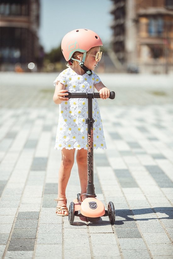 Scoot and Ride Kinderhelm XXS-S - Peach - Voor 1-4 jaar - Met LED lampje van Scoot and Ride — afbeelding 3