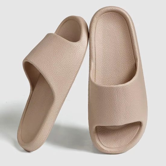 Chaussons de bain beiges - Femme - Homme - Pantoufles d'intérieur - Slippers de Douche - Slippers en plastique EVA - Antidérapantes - Légères - Hydrofuges - Pointure 42/43 (correspond à une pointure 41/42)