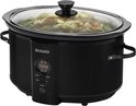 Zwarte Brabantia slowcooker met glazen deksel, gevuld met stoofgerecht.
