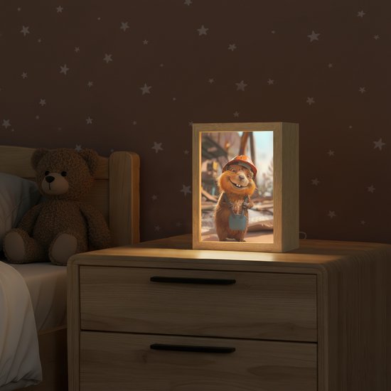 Nachtlampje 15x20 cm - Kinder lampje - Bever - Bouw - Bouwhelm - Dier - Tafellamp kinderkamer - Slaapkamer lamp - Bedlamp kinderen - Kinderlampje stopcontact - Wandlamp babykamer - Nachtlampjes van Merkloos — afbeelding 2