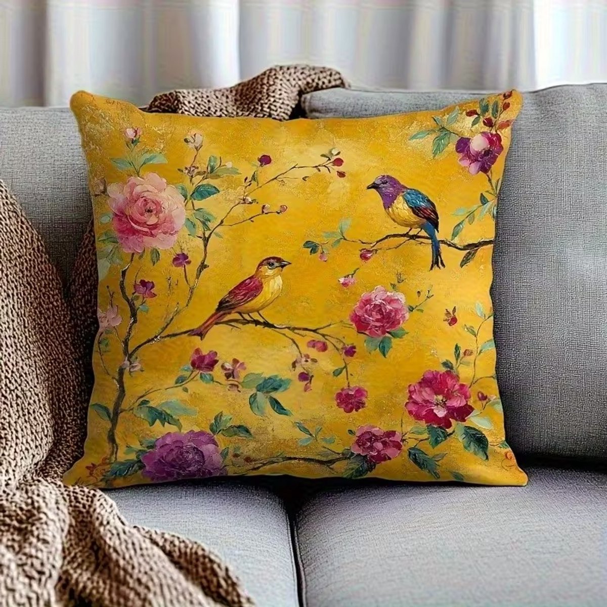 Sierkussenhoes Bloemen & Vogels – Geel – Luxe Botanische Print – Decoratief Kussen 40x40 cm – Zonder Binnenkussen