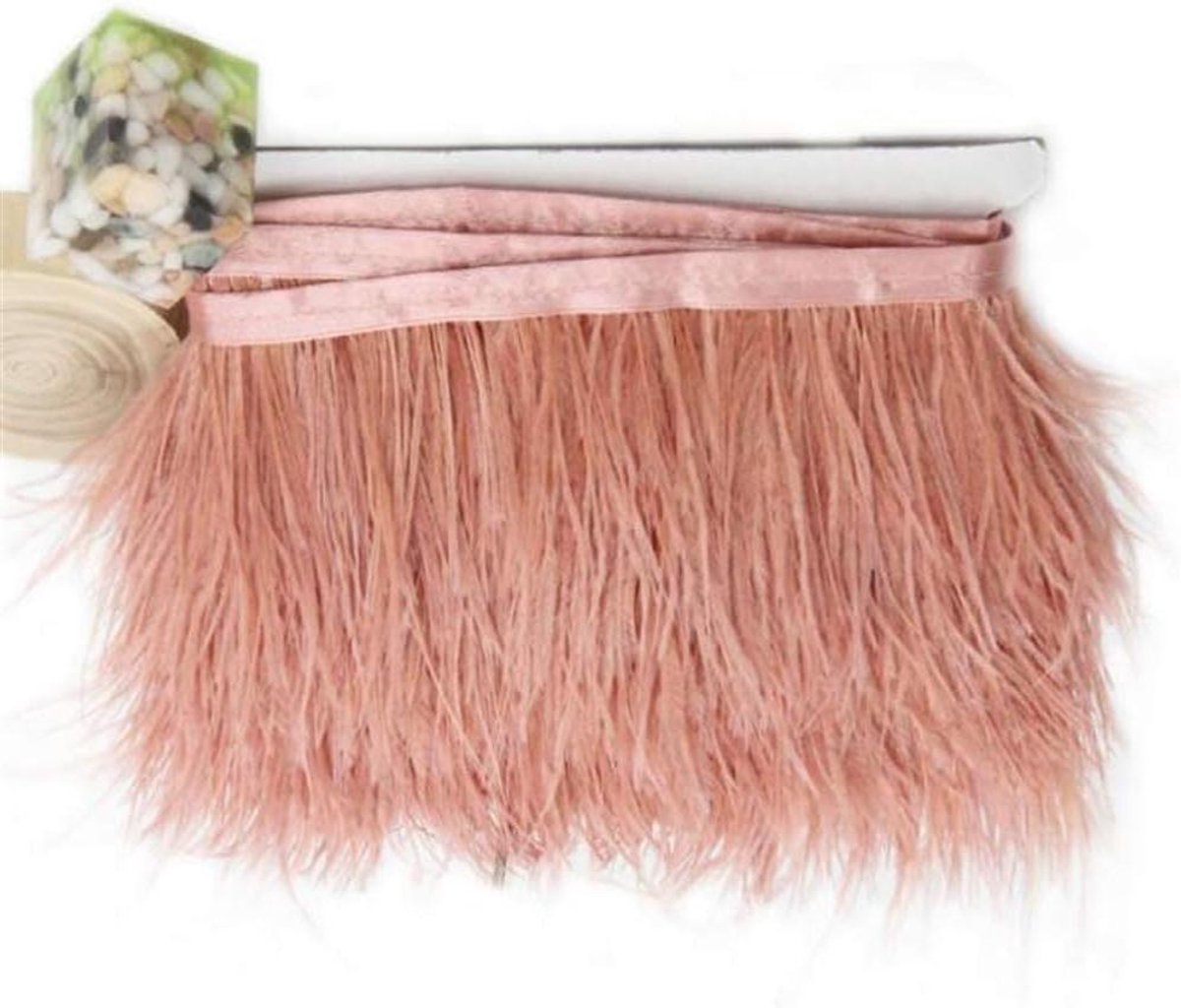 Allecta - Satijnen lint met donkerroze struisvogelveer franjes - 2 meter lang, 10 meter breed - voor naaien en kostuumdecoratie.