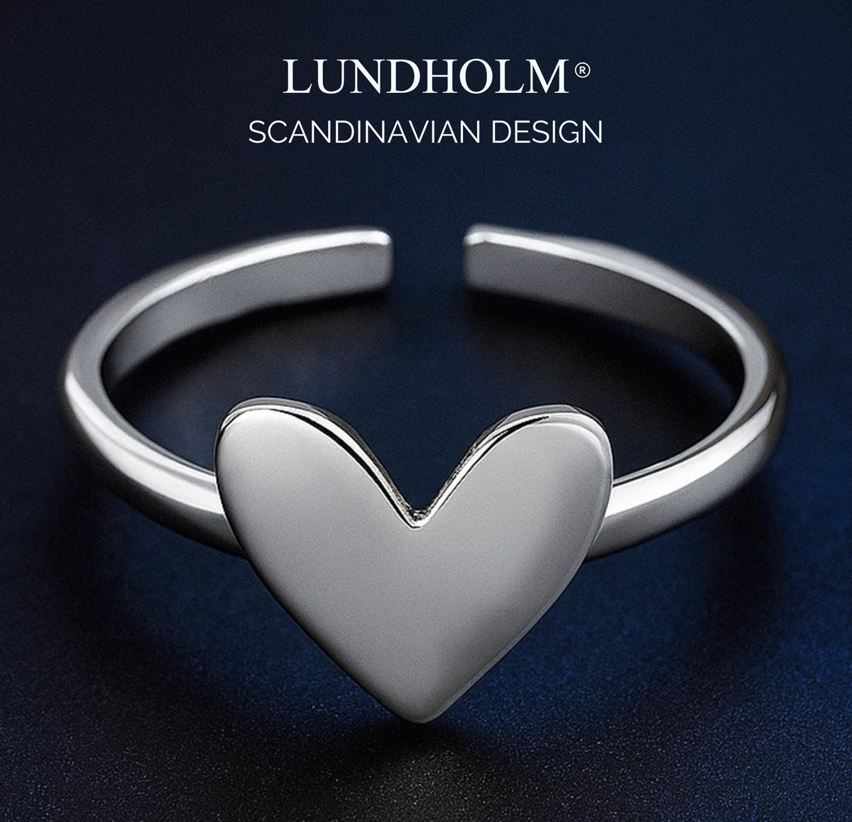 Lundholm Ring Dames Zilverkleurig Hart Jewellery – Premium Stainless Steel – Verstelbare Ring met Subtiel Hartje – One Size – Betekenisvol & Elegant – Cadeau voor Haar - My Lora Serie - Luxe Geschenkverpakking