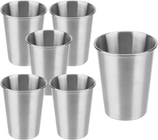 Outdoor Saxx Set Van 4 Roestvrijstalen Borrelbekers – 2cl, Onbreekbaar, Met Zwarte Leren Tas En Trechter, Voor Kamperen En Reizen