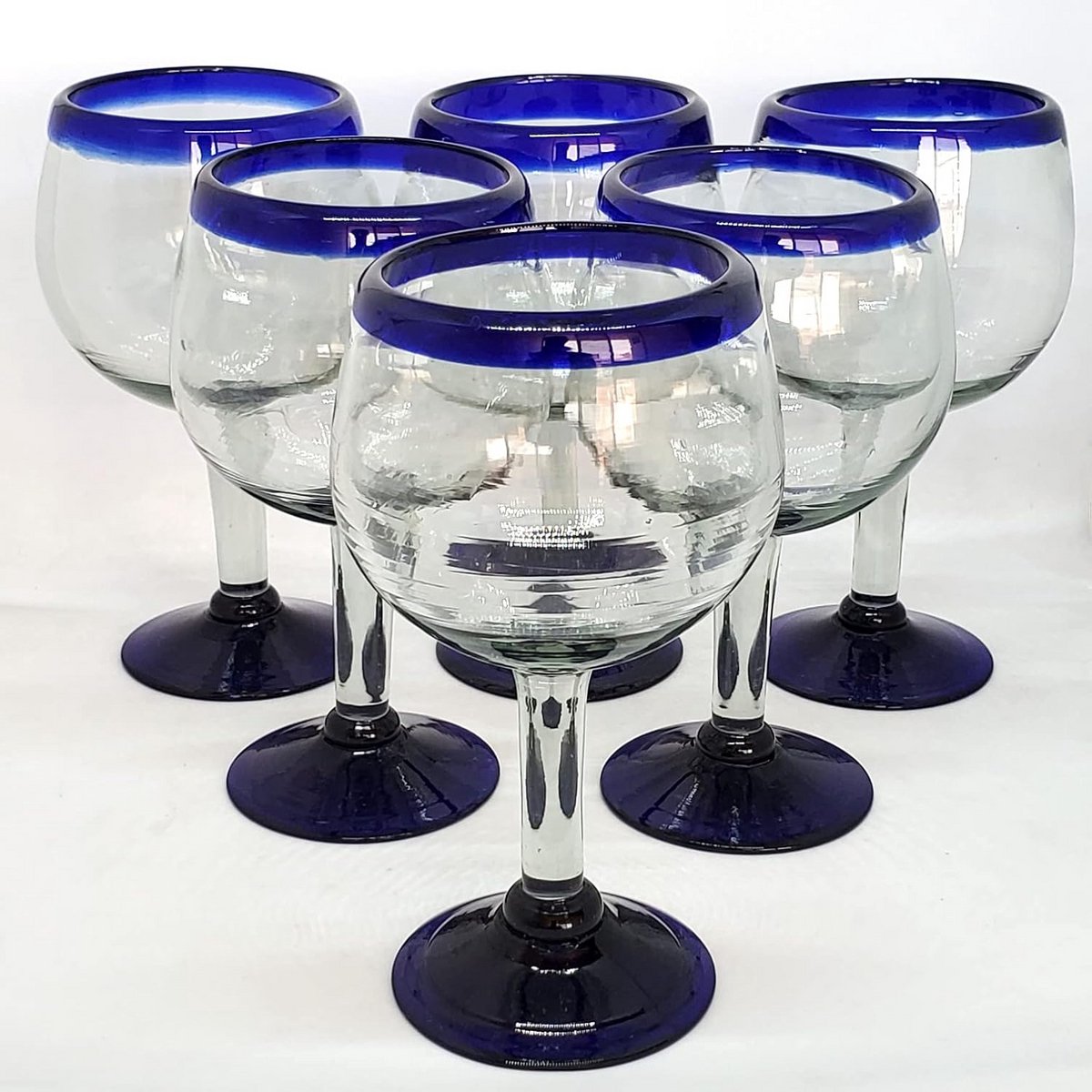 Set van 6 Elegante Geblazen Wijnballon Glazen met Kobaltblauwe Rand