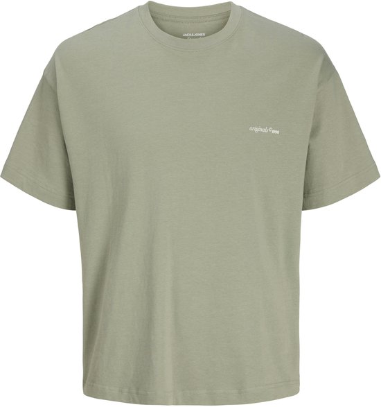 T-shirt vert clair avec petit imprimé blanc "originals © 1990" sur la poitrine.