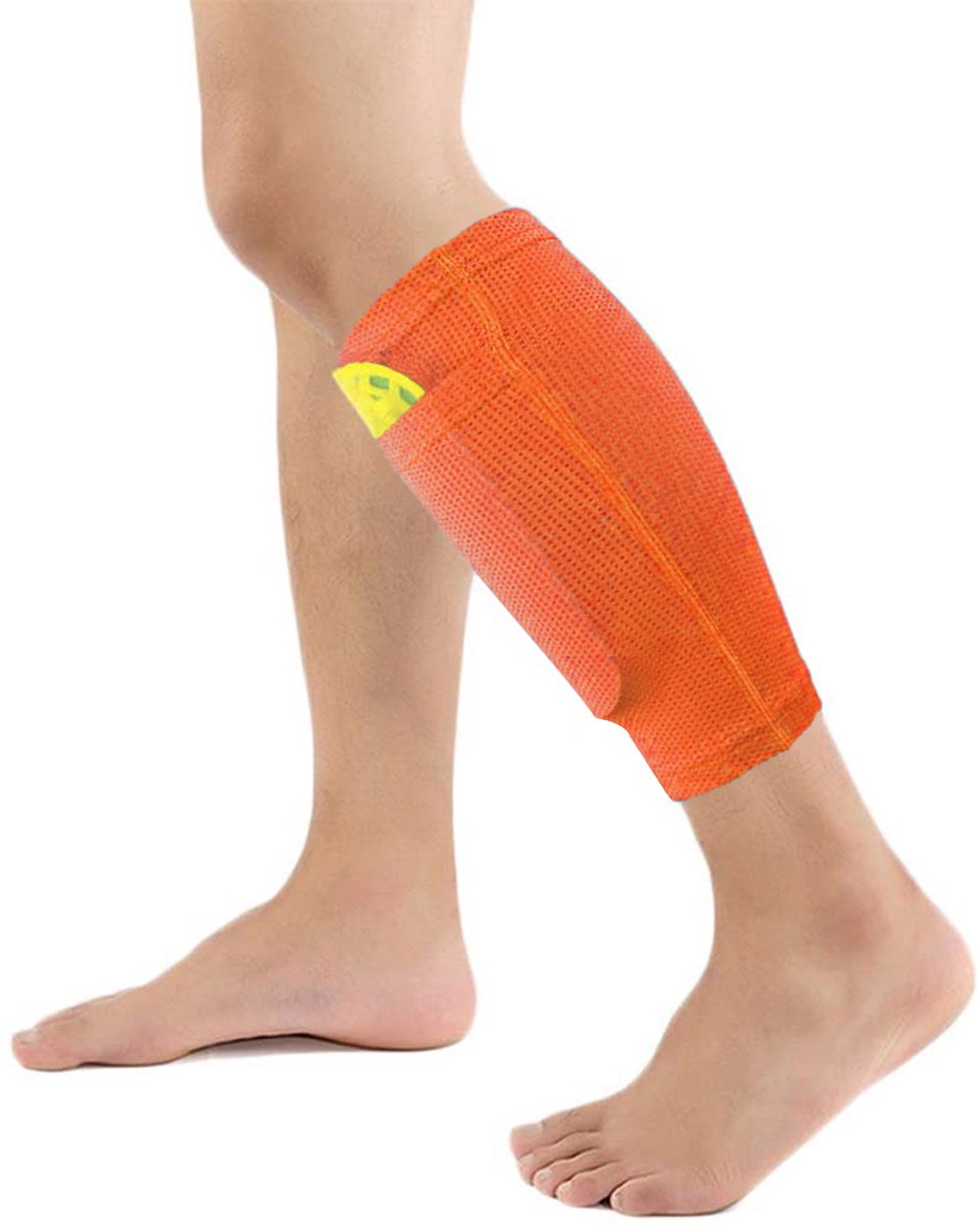1 paar voetbalscheenbeschermersokken, beenondersteuning, compressiekousen voor de kuiten met opbergvakje voor scheenbeschermers, comfortabele en ademende scheenbeschermersokken voor jeugdvoetballers, zowel beginners als topsporters.