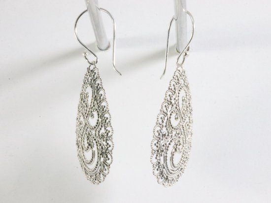 Boucles d'oreilles traditionnelles en filigrane d'argent