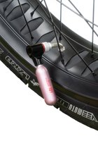 Mini pompe à vélo CO2 - Accessoires de vélo - Tools - Vélo