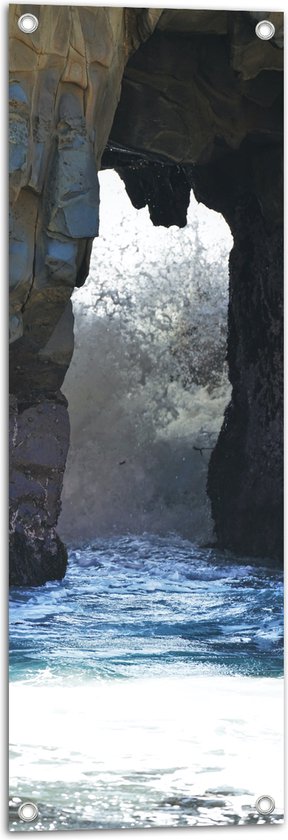 WallClassics - Tuinposter – Brug in Water - 30x90 cm Foto op Tuinposter  (wanddecoratie voor buiten en binnen)