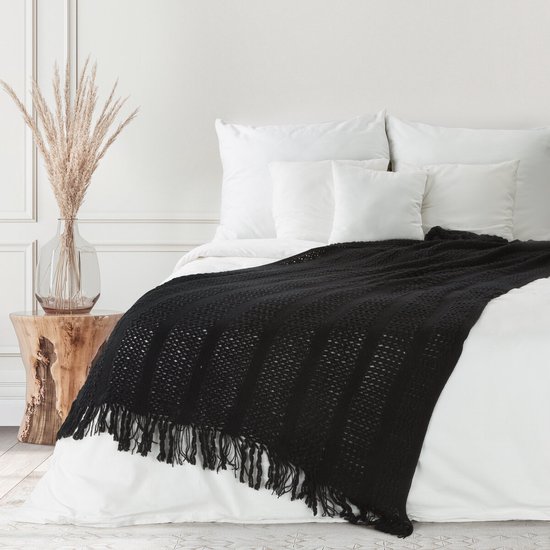 Oneiro's Luxe Plaid AKRYL Type 1 noir - 130 x 170 cm - séjour - intérieur - chambre - couverture - cosy - polaire - couvre-lit