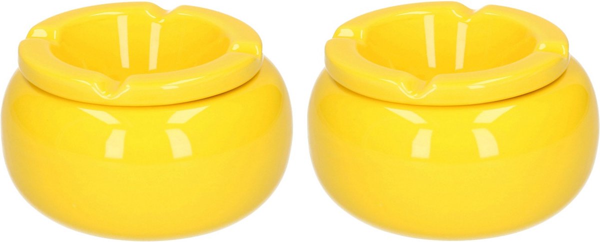 Goedkoopste Cepewa Stormasbak - 2x stuks - geel - rond - 11 cm - keramiek - asbak voor buiten - terras asbak
