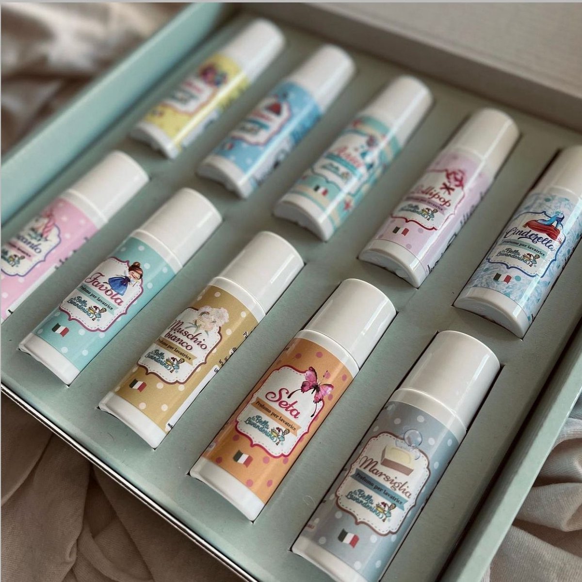 Wasparfum Luxe cadeauset - 10 x 30ML - Cadeauverpakking - Musk geuren - verschillende geuren - Cadeau vrouw - Giftbox - Proefpakket - Proefset