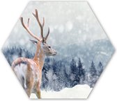 Hexagon wanddecoratie - Kunststof Wanddecoratie - Hexagon Schilderij - Winter - Hert - Dieren - 120x103 cm - Kerstdecoratie in huis - Kerstmis