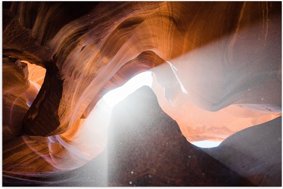 WallClassics - Poster (Matte) - Rayons de lumière à travers le Lower Antelope Canyon - 90x60 cm Photo sur Papier Poster avec un aspect Mat