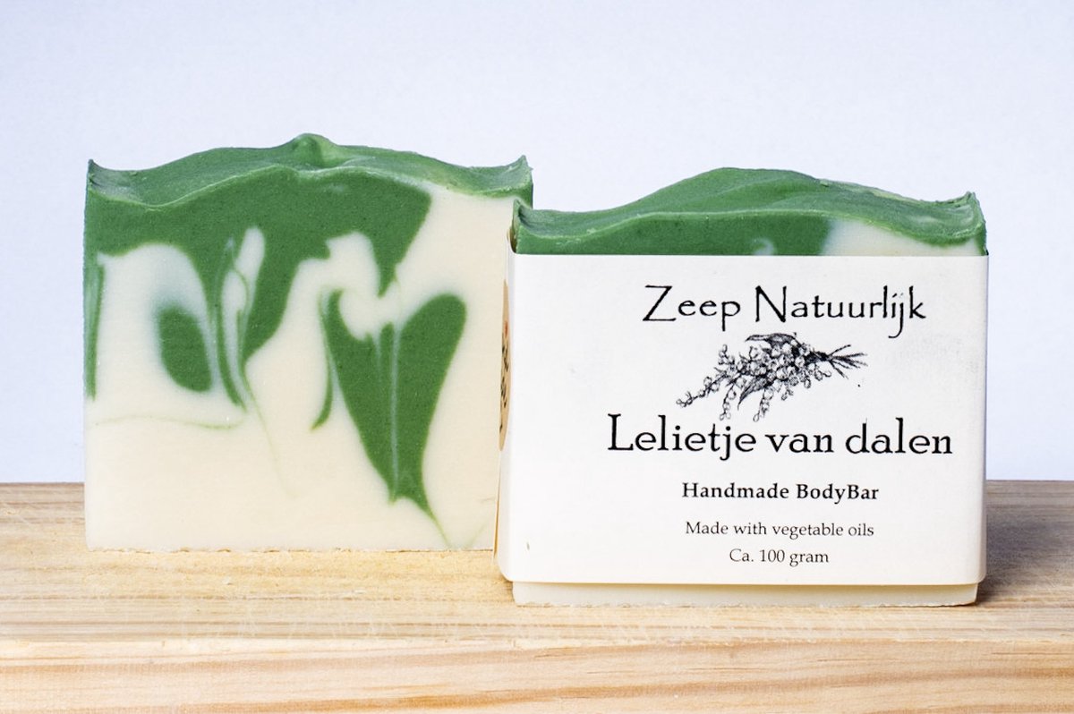 Sjippewinkel-Zeepset 1- Lelie van Dalen-Lavendel-zeeptablet- geschenk set -zeep-vrij van plastic-op basis olijfolie-huidverzorging-geen SLS