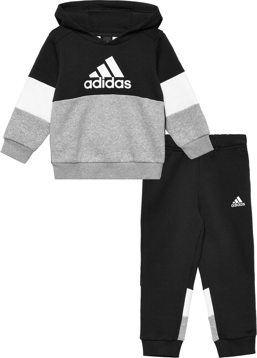 adidas trainingspak maat 92