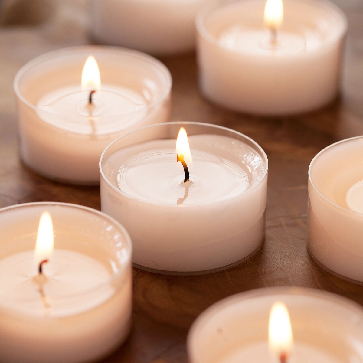 Witte maxi waxinelichtjes 8,5 branduren (12 stuks