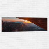 WallClassics - Muursticker - Coucher de Soleil au Parc National de Canyonlands - 150x50 cm Photo sur Muursticker
