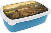 Broodtrommel Blauw - Lunchbox - Brooddoos - Trekker - Boerderij - Berg - 18x12x6 cm - Kinderen - Jongen
