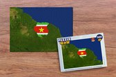 Puzzel Een satellietbeeld van Suriname met de vlag van het land eroverheen - Legpuzzel - Puzzel 500 stukjes